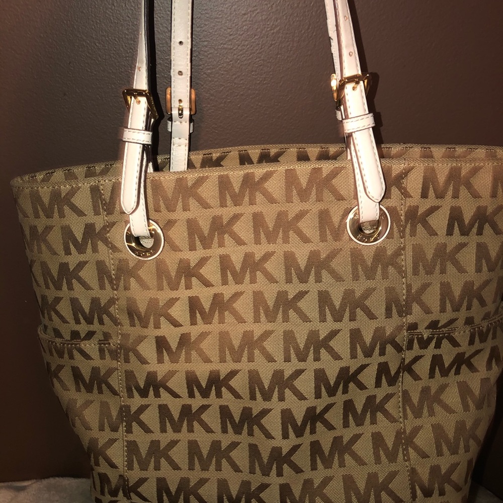 Michael Kors bag